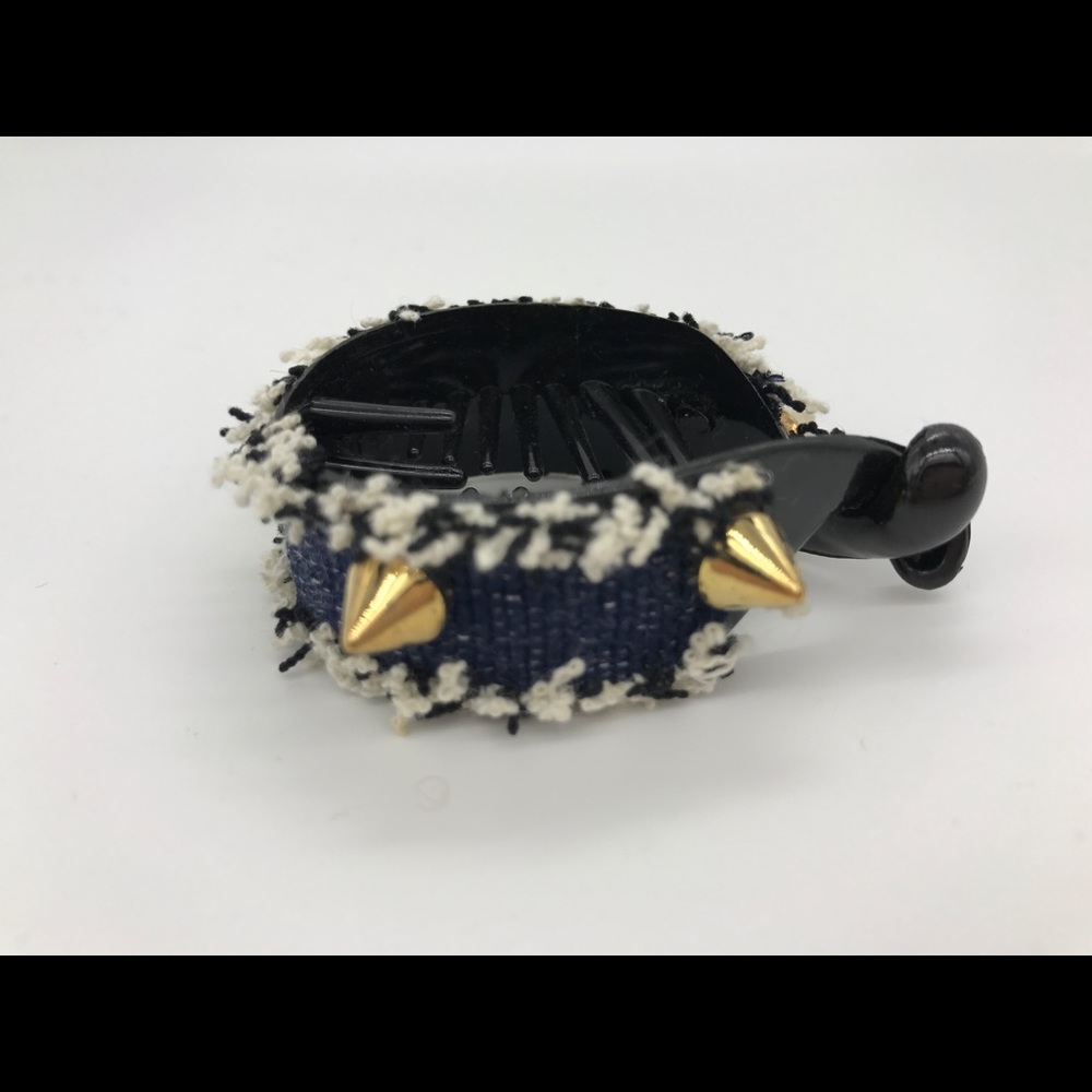 Hair accessories